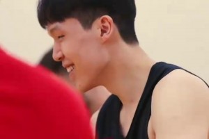 杨瀚森马上出战夏季联赛，但开拓者又签了个中锋，必须重视起来